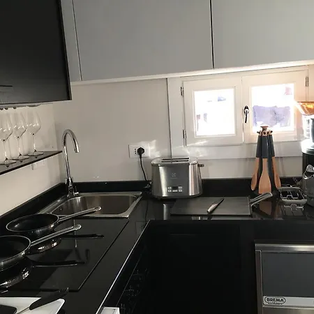 Le Di Andrea - Roof Apartment